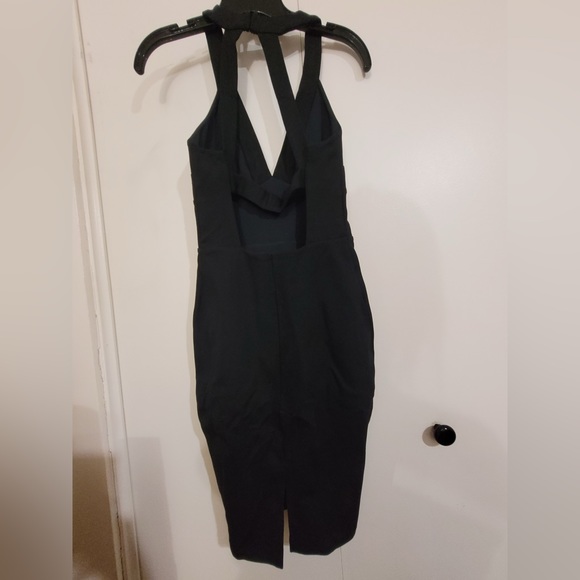 Black bodycon open back dress - Picture 2 of 4